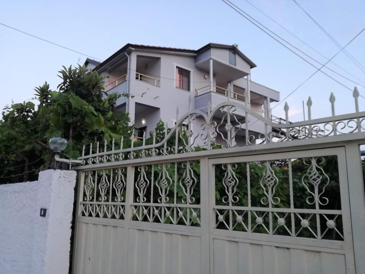 Villa Osmani Δυρράχιο Εξωτερικό φωτογραφία